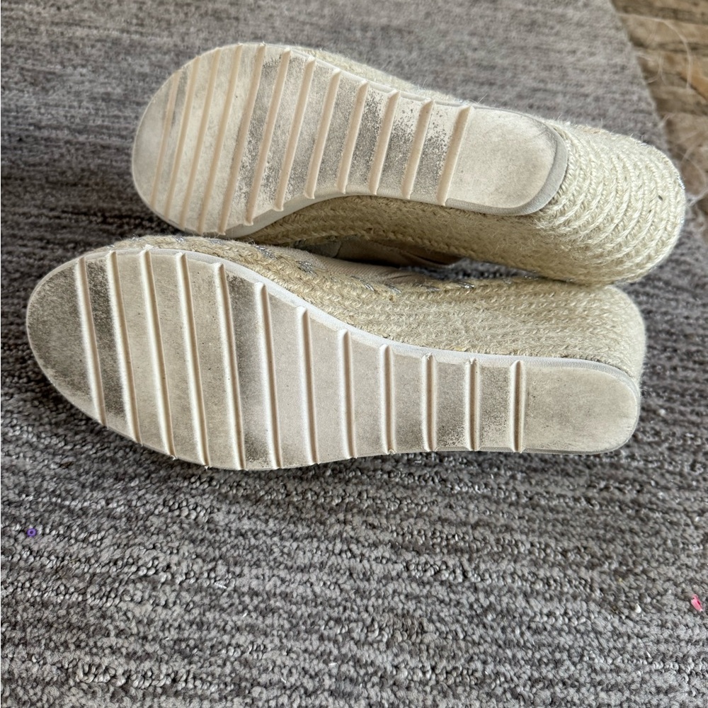 Toms Cream Wedge Espadrilles - Picture 4 of 6